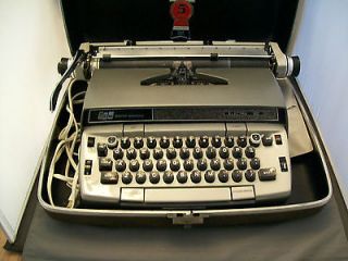 Smith Corona Electra 120 Portable Electric Typewriter  Ha​rd Case