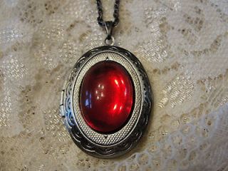 DARK ANTIQUED SILVER LOCKET ruby red CAMEO VINTAGE? NECKLACE WOW
