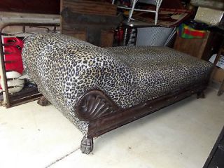 Vintage Fainting Sofa Couch Antique Chaise Lounge with Claw Feet