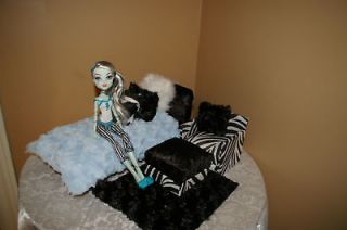 Monster High Doll Bed and Chair set ( Handmade )