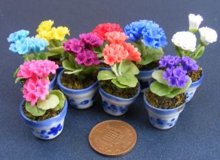 Bunch Of 3 Geraniums In A Pot Dolls House Miniature