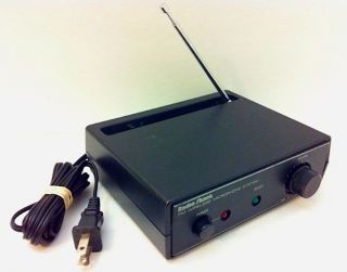 Radio Shack FM Wireless Microphone System 32 1221B Receiver Only