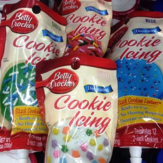BETTY CROCKER DECORATING CAKE COOKIE ICING & HOLIDAY COLORS FROSTING