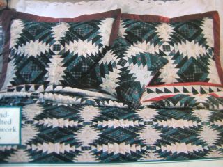 STANDARD PATCHWORK SHAMS (2) HUNTER PINEAPPLE NIP