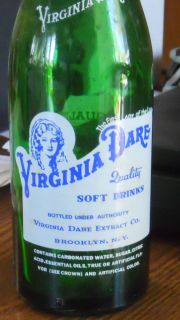 VIRGINIA DARE SOFT DRINKS FT WAYNE INDIANA GREEN GLASS QT GIRL BOTTLE