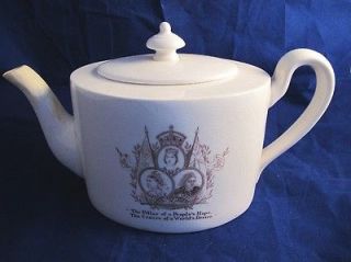 Queen Victoria Diamond Jubilee Teapot 1897 by Mintons for Mortlocks of