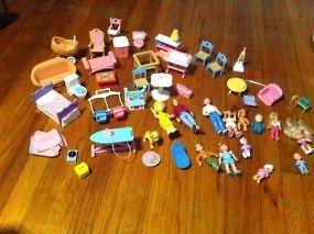 Lot Of 52 Little Tikes Doll Play House Dollhouse Furniture People