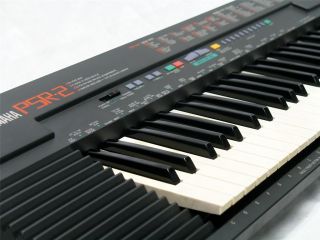 YAMAHA PSR 2 Vintage Electronic Keyboard 49 Keys 100 Voices 22 Beats
