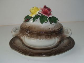 Nuova Capodimonte Oval Bowl with Flowered Lid and Plate