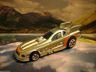 Mustang Funny Car 2011 Hot Wheels Drag Racers Series Silver