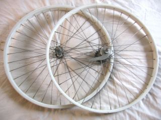 Vintage Shelby Bicycle Wheels 26 x 2 125 Front Rear from 1930 40s