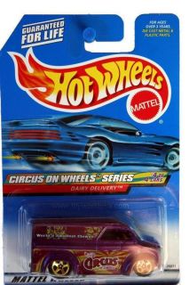 2000 Hot Wheels 28 Circus on Wheels Dairy Delivery