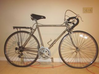 Vintage Schwinn Sprint Road Bike Taiwan 27 inch Wheels