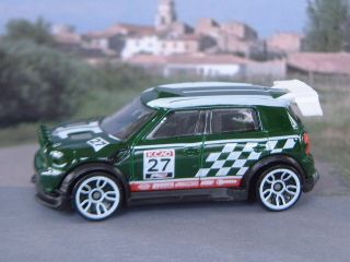2012 Mini Countryman Rally Dark Green Hotwheels
