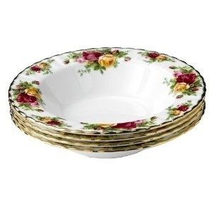 Old Country Roses Set of 4 Rim Rimmed Soup Bowls Brand New