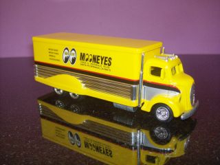 HOT WHEELS 1938 FORD COE TRANSPORTER MOON EYES LIMITED EDITION REAL