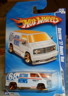 Hot Wheels Custom 77 Dodge Van White MF Action News Mint