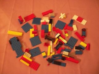 BUILDING BRICKS MIXED LOT OF 113 PIECES RED BLUE WHITE WHEELS & MORE