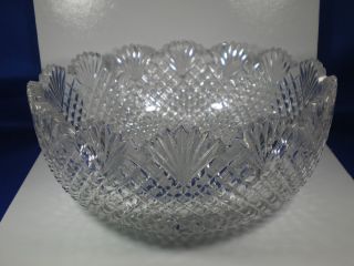 Brilliant Clear Cut Glass Bowl 8 1 8 Fan Rim Cross Cut