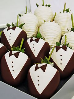 Golden Edibles Formal Chocolate Covered Strawberries   No Color