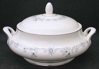 Royal Doulton Angelique Round Covered Vegetable, Fine China Dinnerware   White B