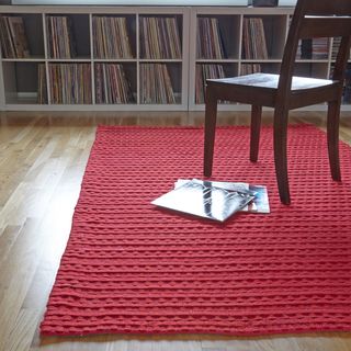 Hand Woven Rhythm Red Wool Rug (50 X 76)