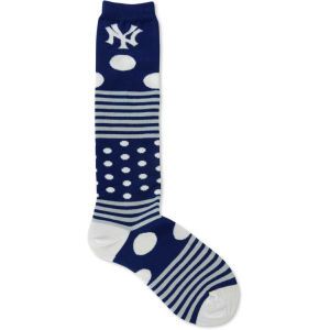 New York Yankees For Bare Feet Dots and Stripes 538 Socks