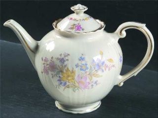 Syracuse Briarcliff Teapot & Lid, Fine China Dinnerware   Federal Shape,Pastel F