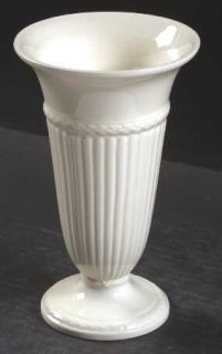Wedgwood Edme Vase, Fine China Dinnerware   Off White,Ribbed Rim,No Trim