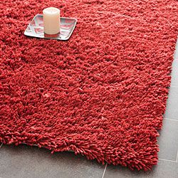 Hand woven Bliss Rusty Red Shag Rug (96 X 136)