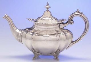Reed & Barton Hampton Court (Sterling,Hollowware) Teapot   Sterling, Hollowware