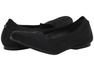 Stuart Weitzman Squeeze Womens Flat Shoes (Black)