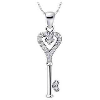 Elegant Key Shape Slivery Alloy Necklace With Rhinestone(1 Pc)