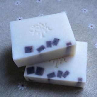 Camellia Handmade Soap Whitening Moisturizing Balance Oil Secretion Anti acne 70g
