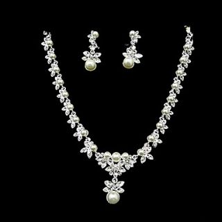 Crystal Flowers And Pearl Necklace And Earring Set