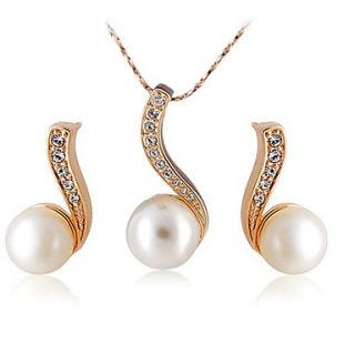 Gorgeous Alloy 18K Gold Plated With White Pearl Decoration Design Necklace Earrings Set