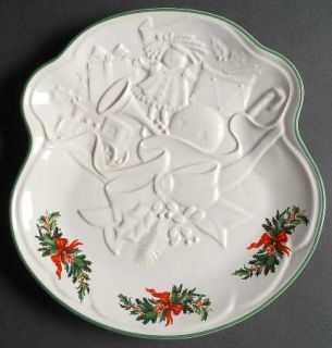 Pfaltzgraff Christmas Heritage Embossed Bag of Toys Plate, Fine China Dinnerware