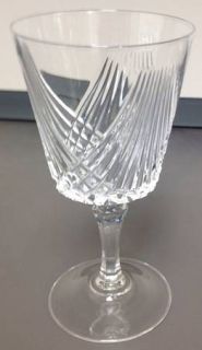 Cristal DArques Durand Combourg Wine Glass   Cut